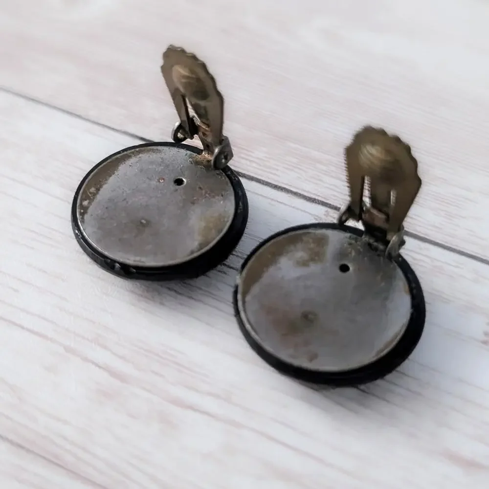 Vintage Clip On Earrings Black Glass? Faceted Circle Large 15/16